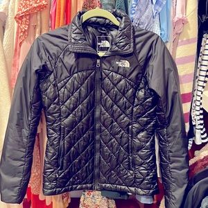 Womens North face puffer coat